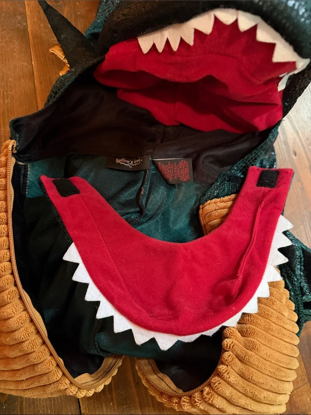 HALLOW’S EVE T-REX DINO HALLOWEEN COSTUME CHILD sz 5/6
